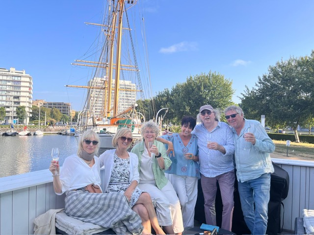 Proosten bij Meet Puert'O